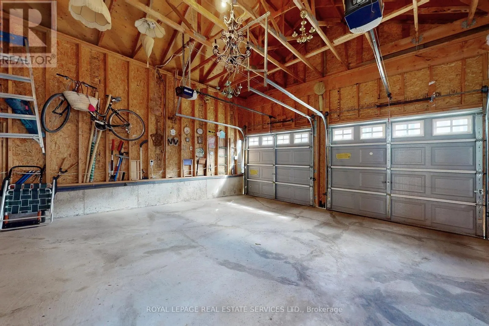 3552 EGLINTON AVENUE W
