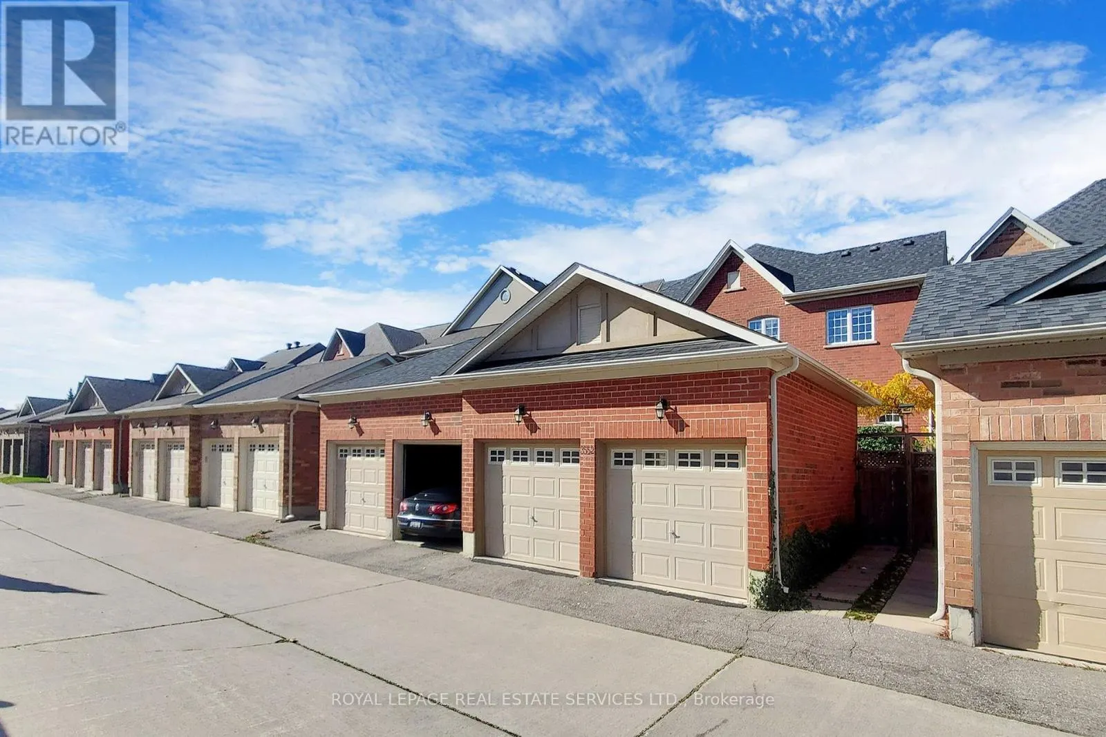 3552 EGLINTON AVENUE W