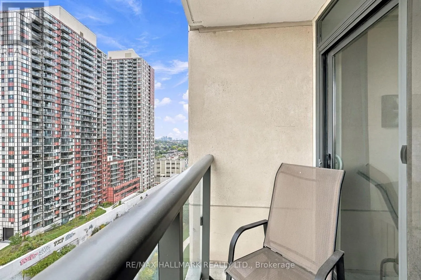 1408 - 1420 DUPONT STREET