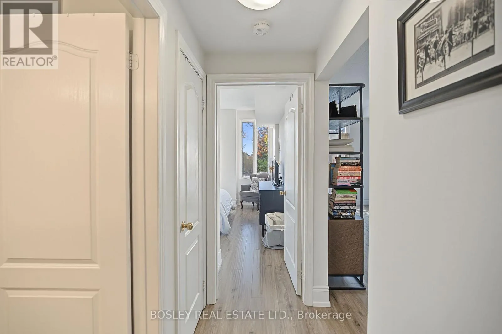 210 - 3531 LAKE SHORE BOULEVARD W
