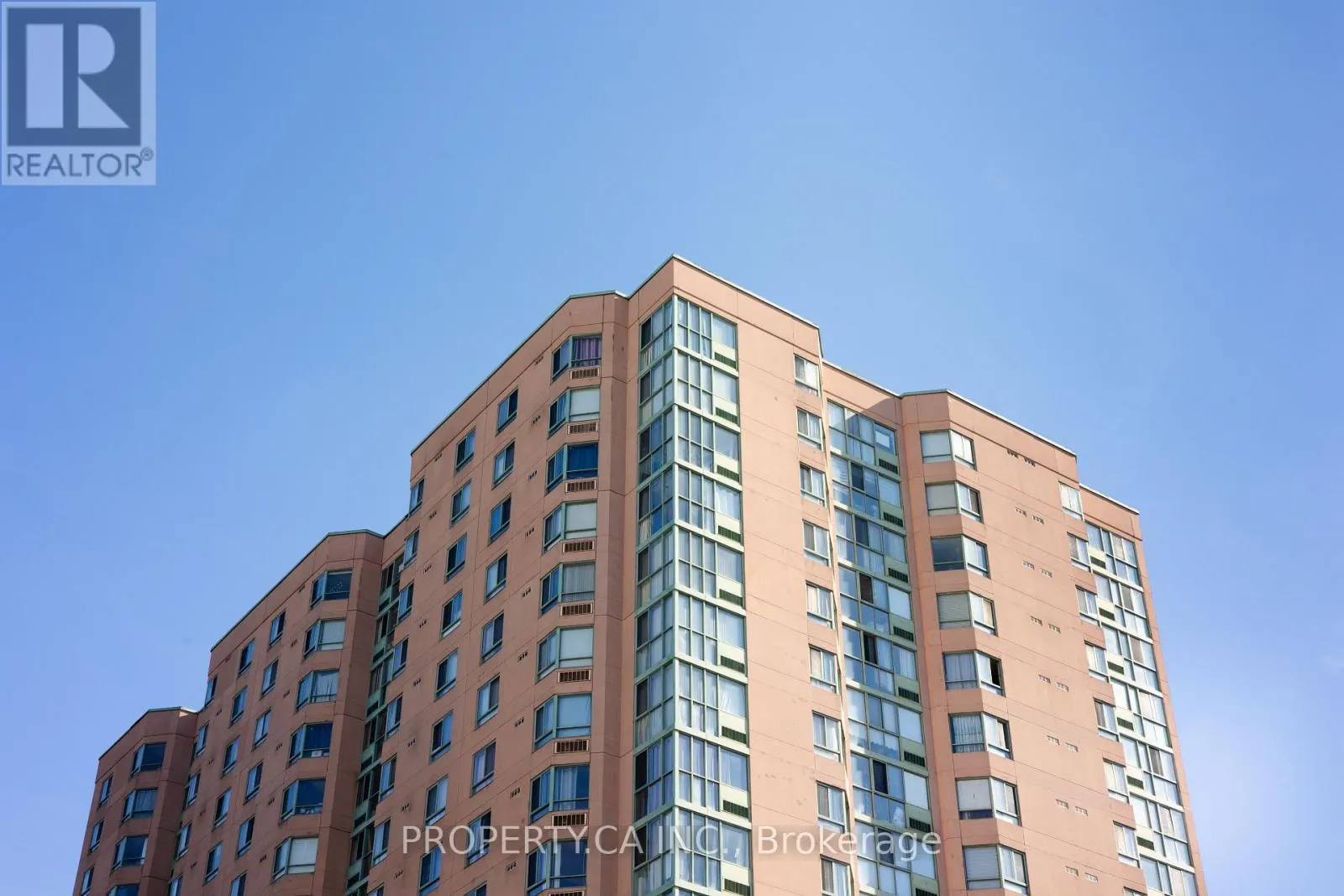 1706 - 41 MARBROOK LANE