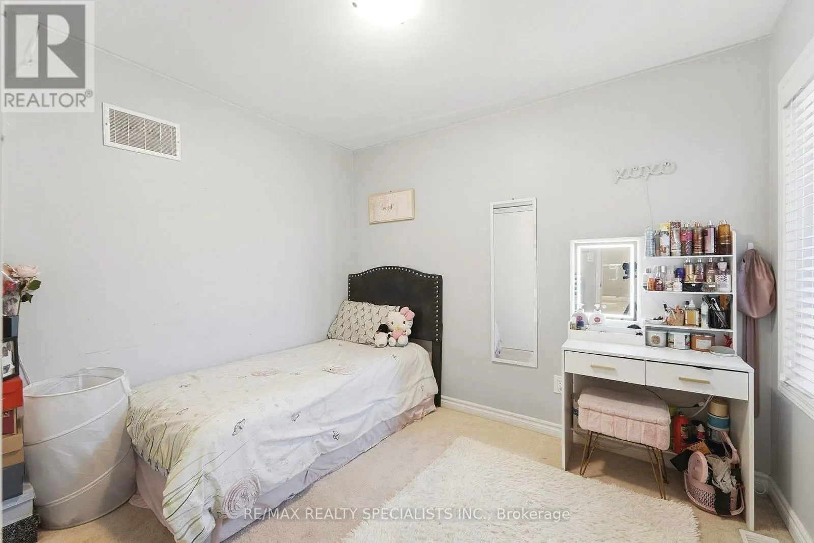 7 LEBLANC CRESCENT