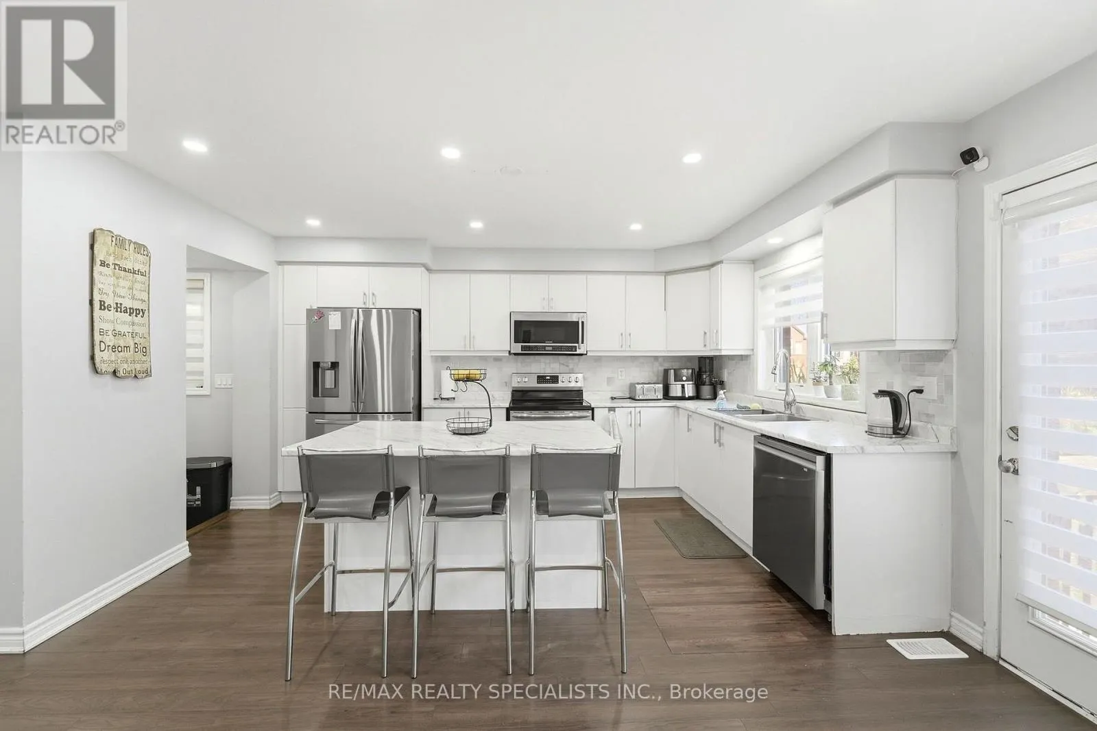 7 LEBLANC CRESCENT