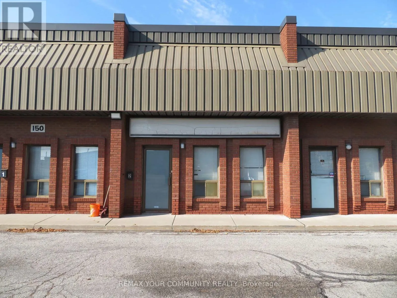 2 - 150 RIVALDA ROAD
