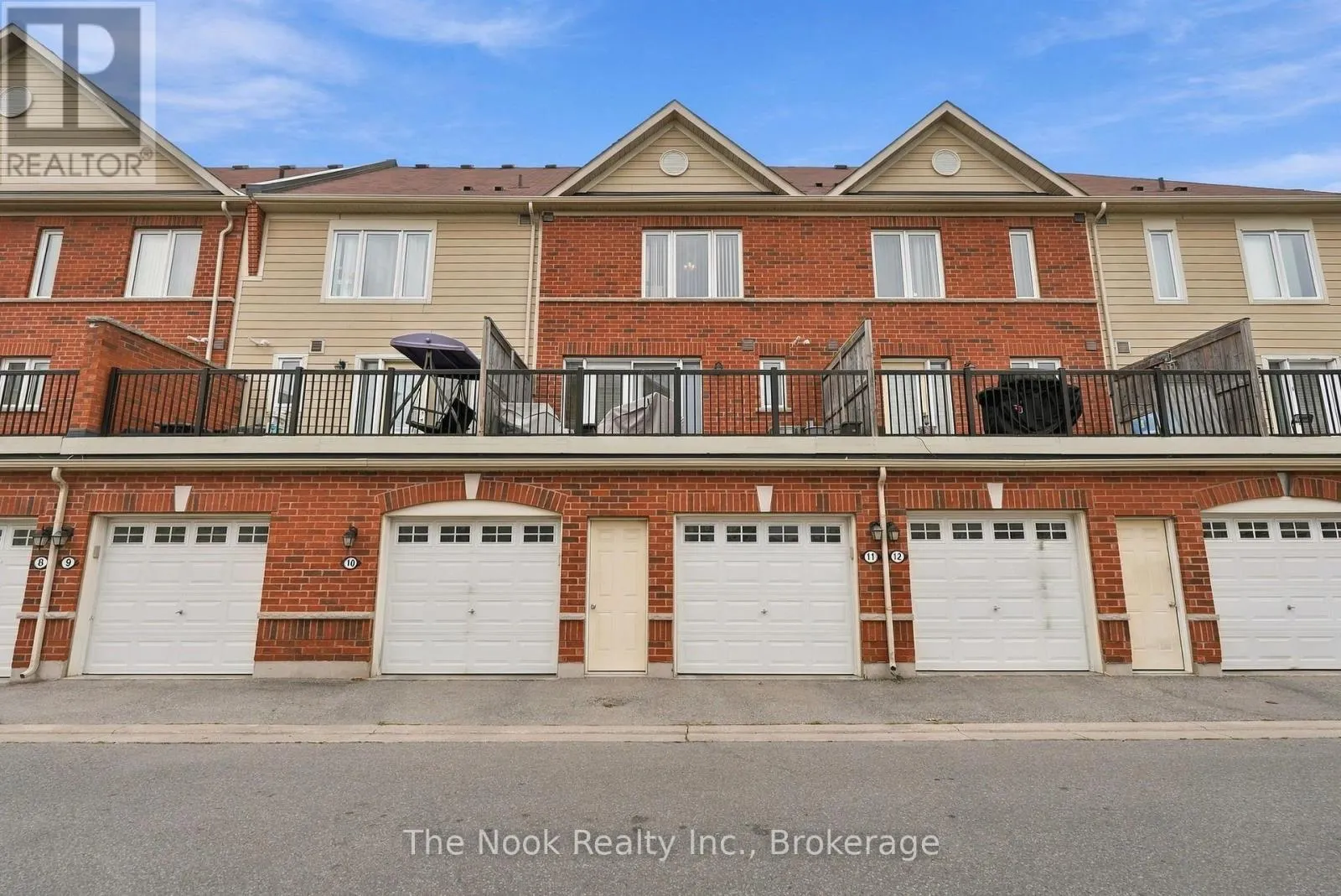 11 - 250 SUNNY MEADOW BOULEVARD #11