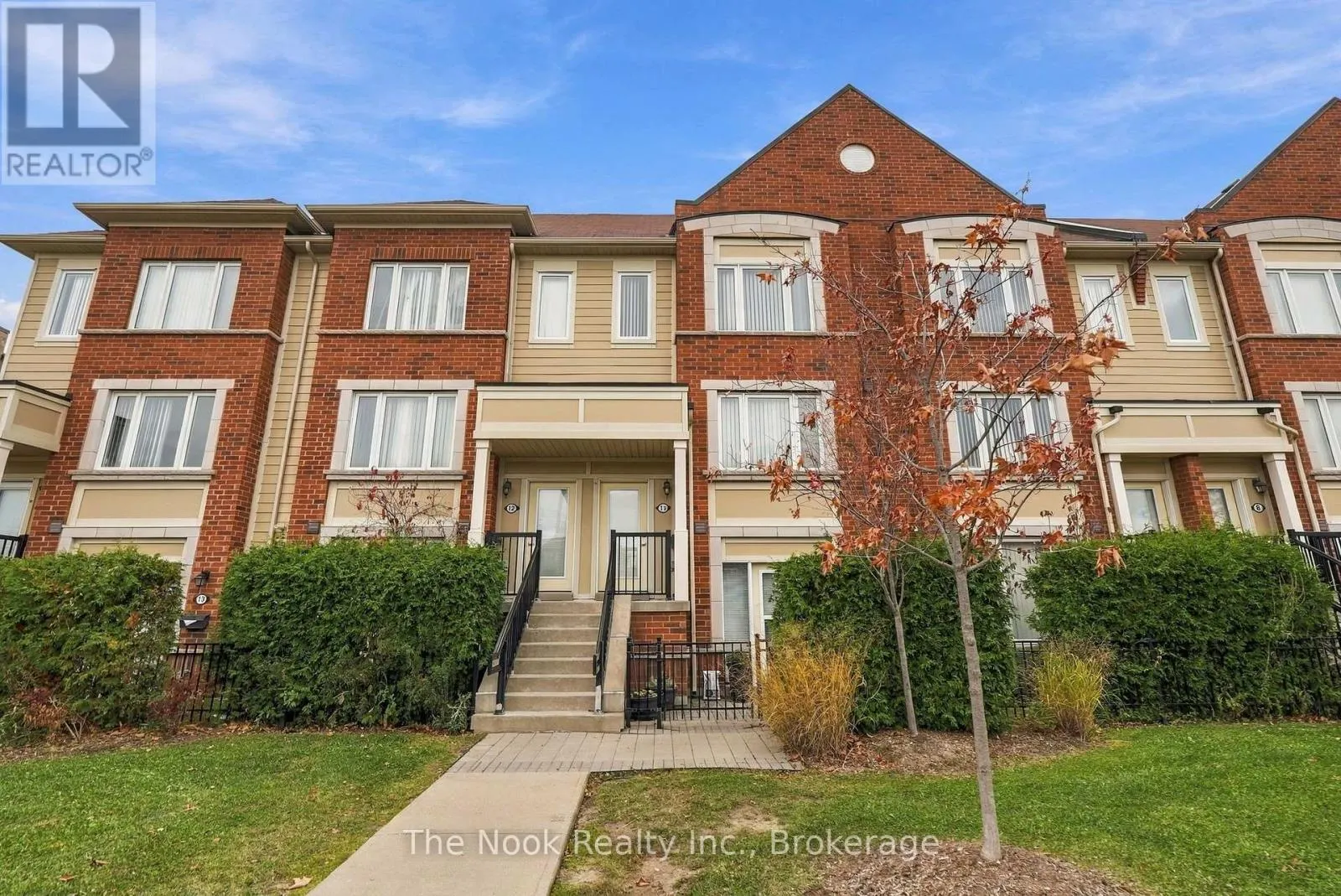 11 - 250 SUNNY MEADOW BOULEVARD #11