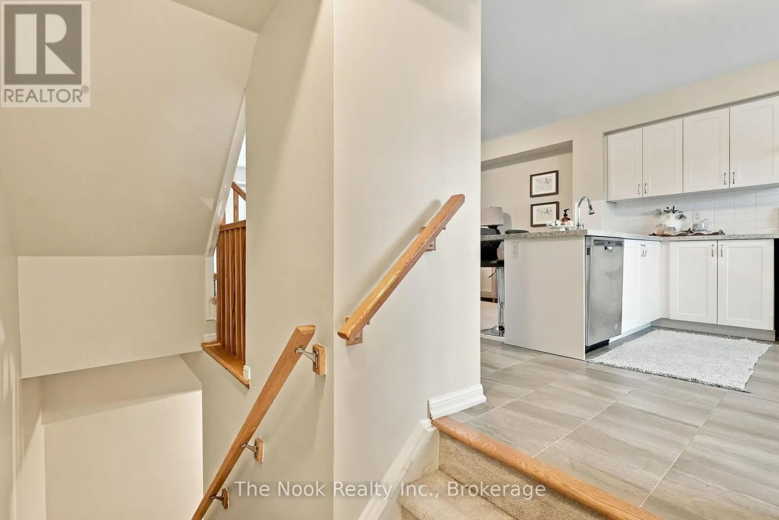 11 - 250 SUNNY MEADOW BOULEVARD #11
