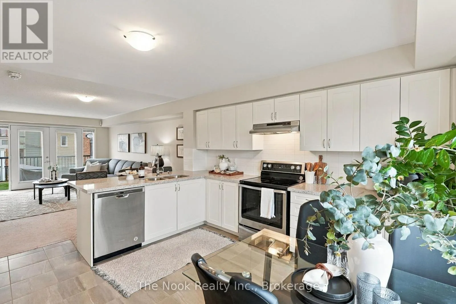 11 - 250 SUNNY MEADOW BOULEVARD #11