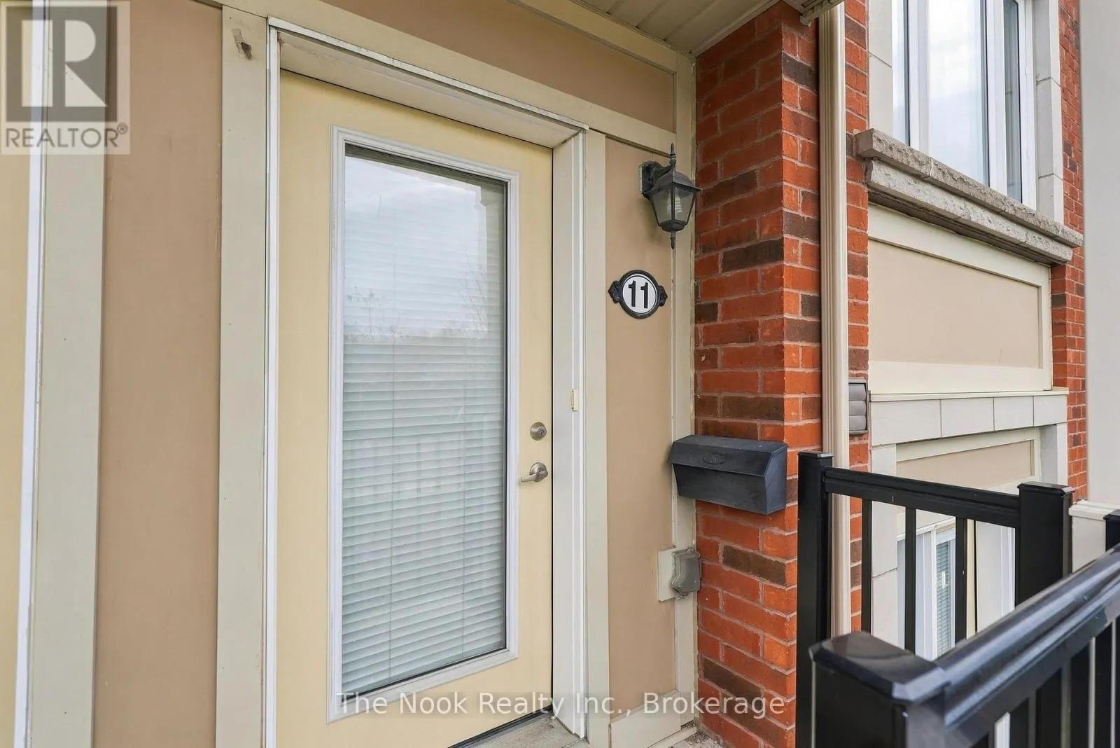 11 - 250 SUNNY MEADOW BOULEVARD #11