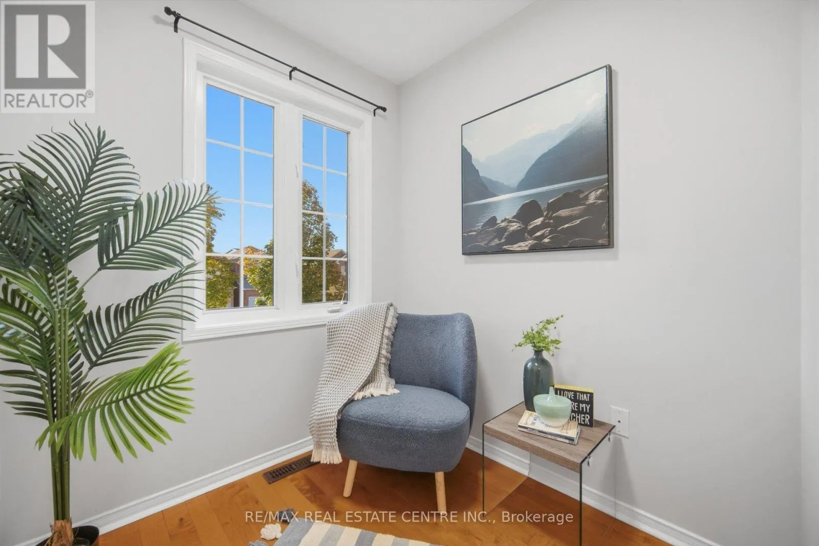 604 ORANGE WALK CRESCENT