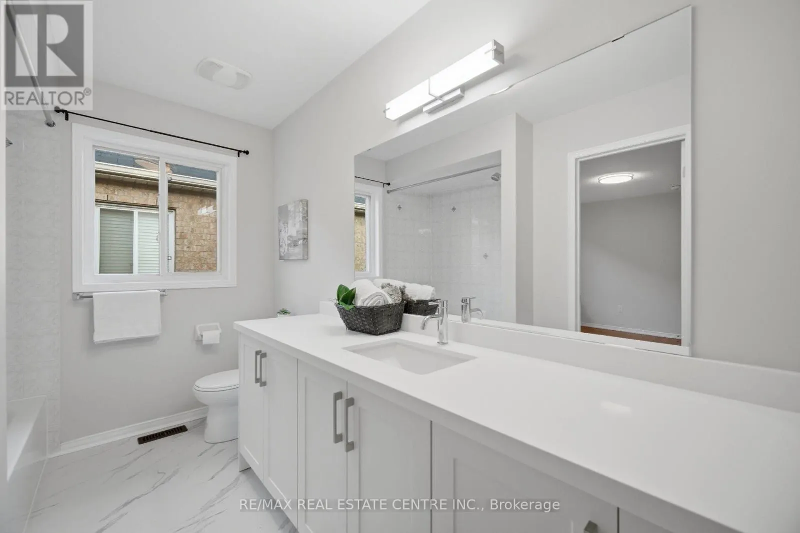 604 ORANGE WALK CRESCENT