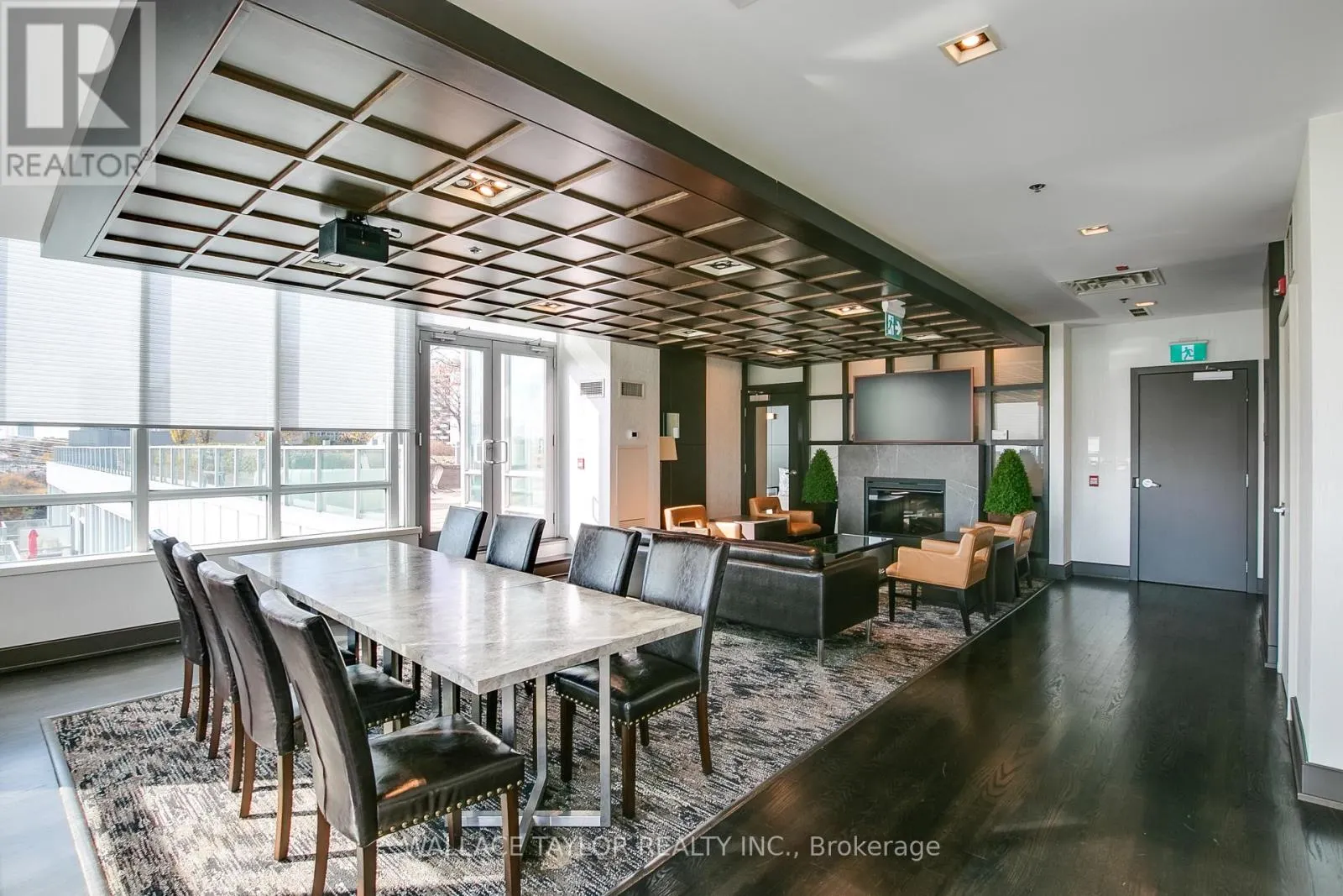 1007 - 3391 BLOOR STREET W