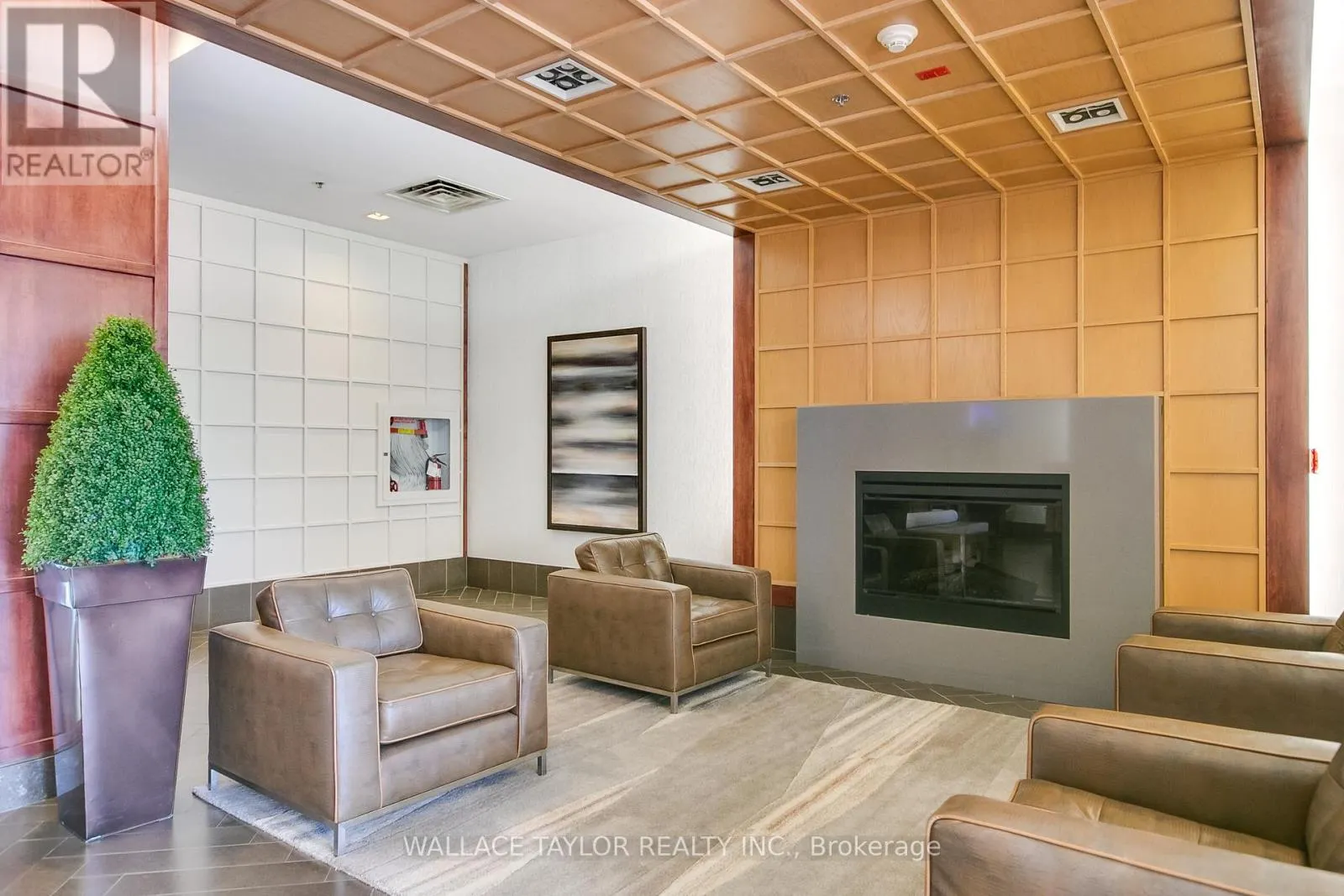 1007 - 3391 BLOOR STREET W