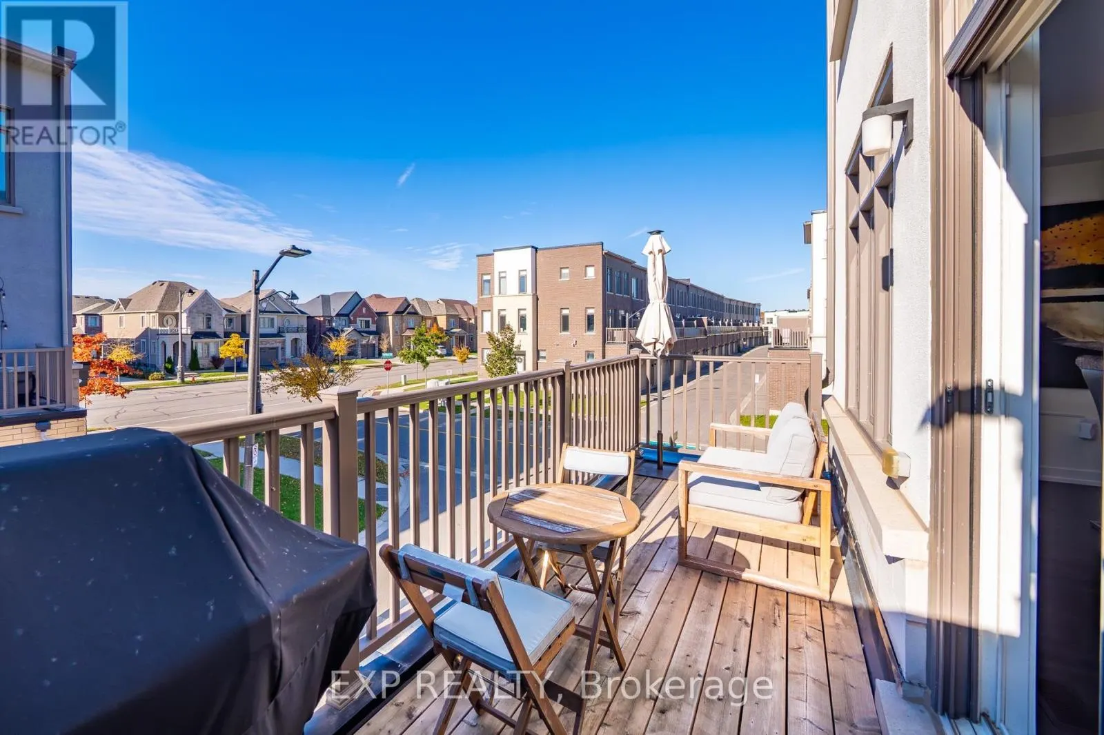 166 LOGANBERRY GATE