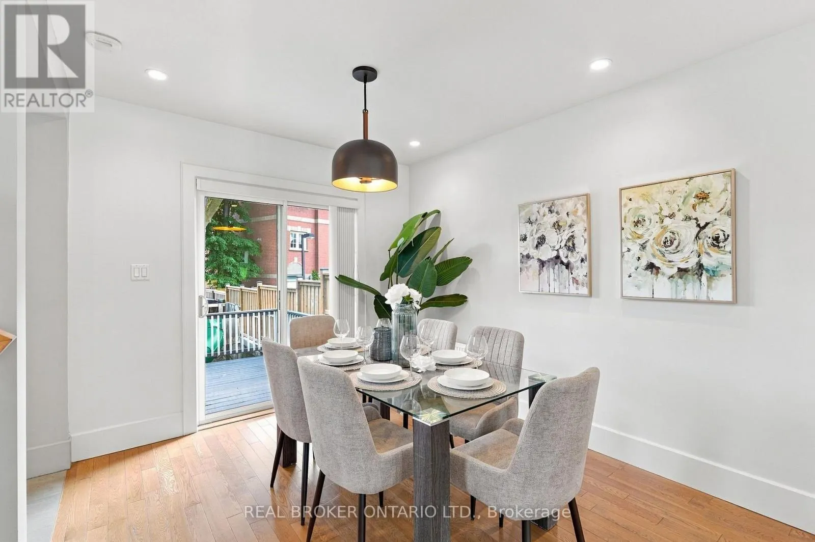 MAIN - 671 SCARLETT ROAD
