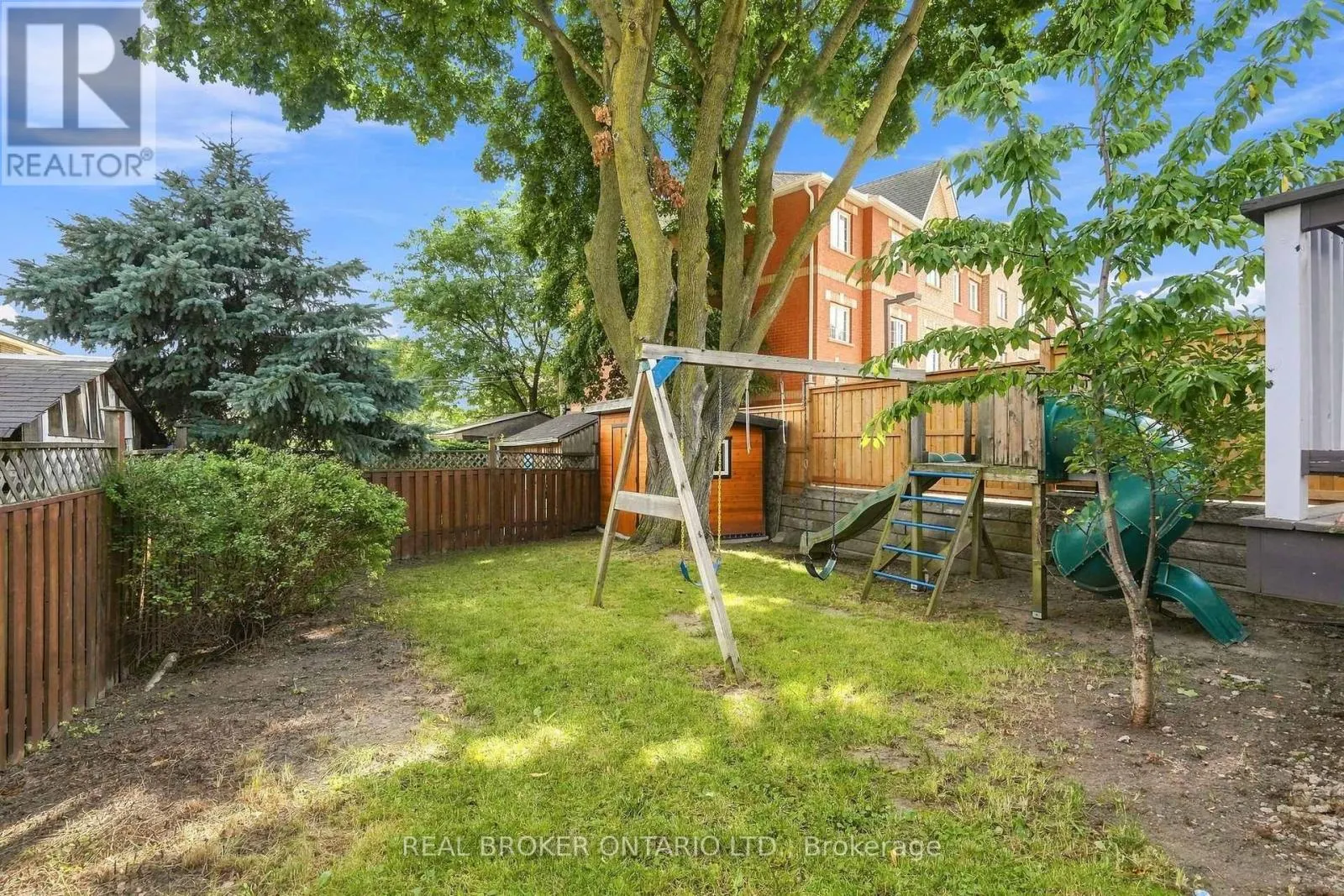 MAIN - 671 SCARLETT ROAD