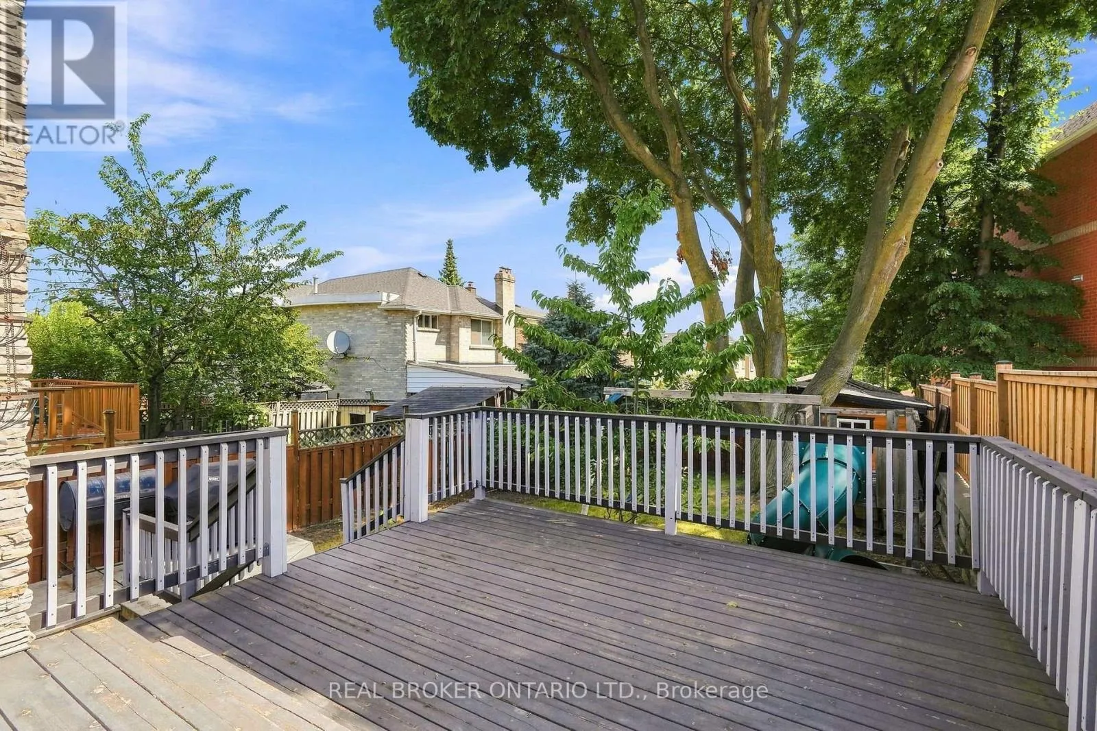 MAIN - 671 SCARLETT ROAD