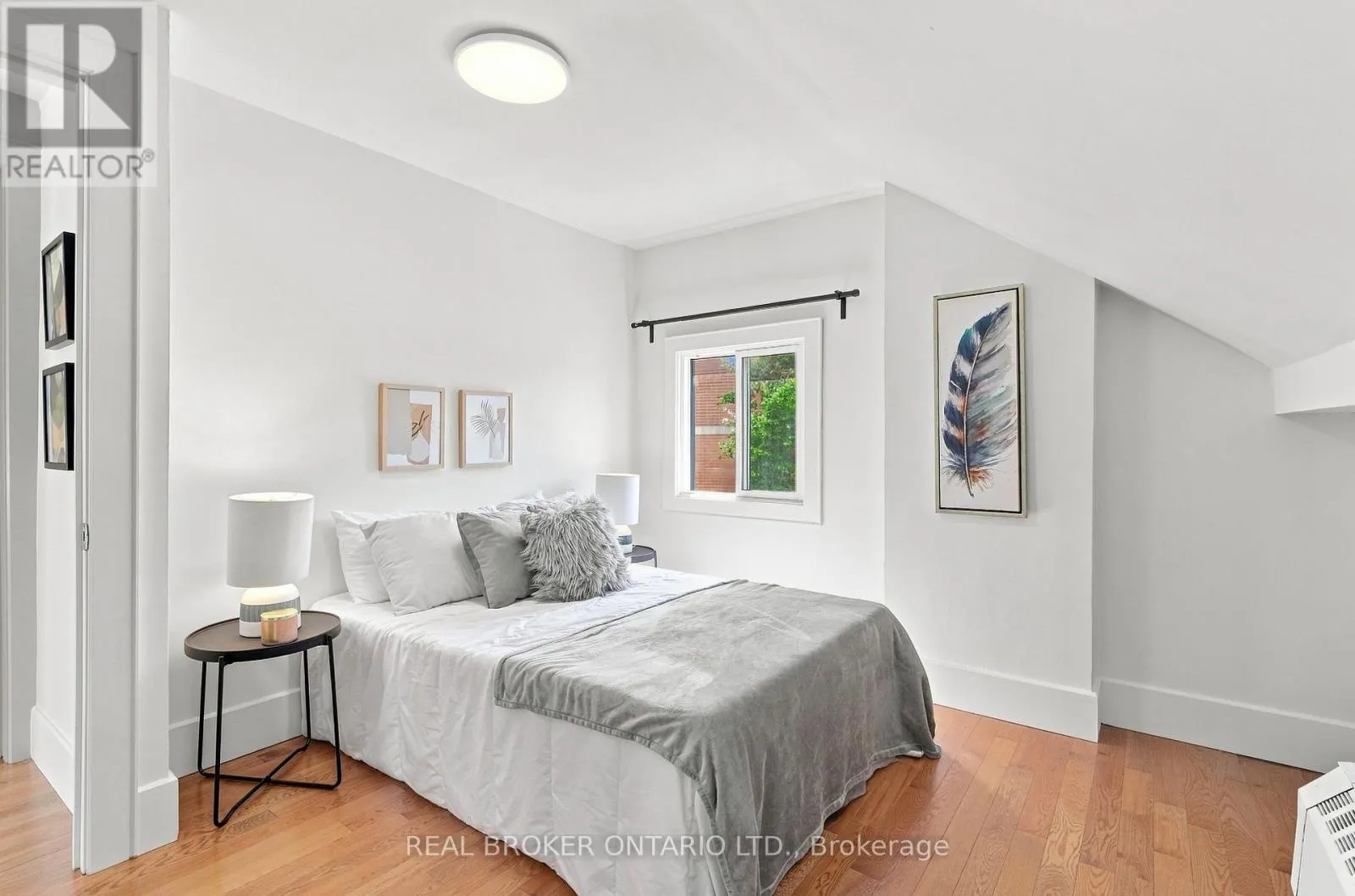 MAIN - 671 SCARLETT ROAD