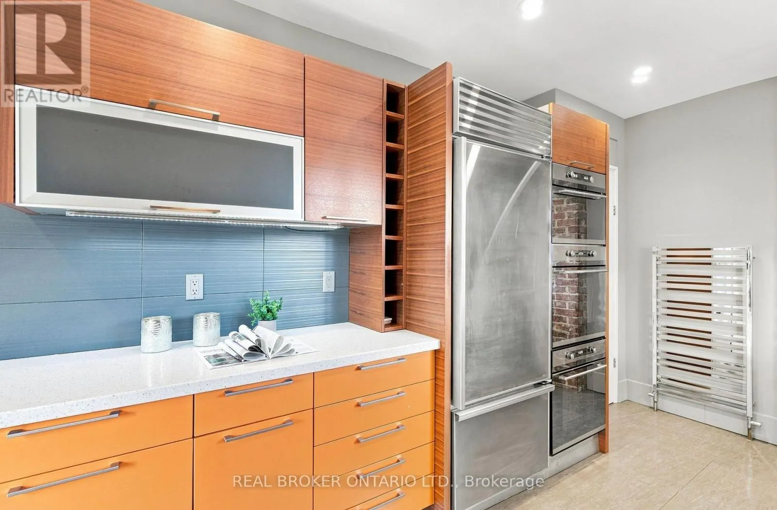 MAIN - 671 SCARLETT ROAD