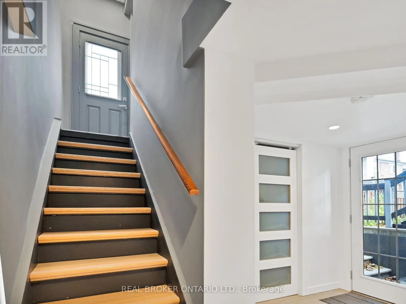 MAIN - 671 SCARLETT ROAD