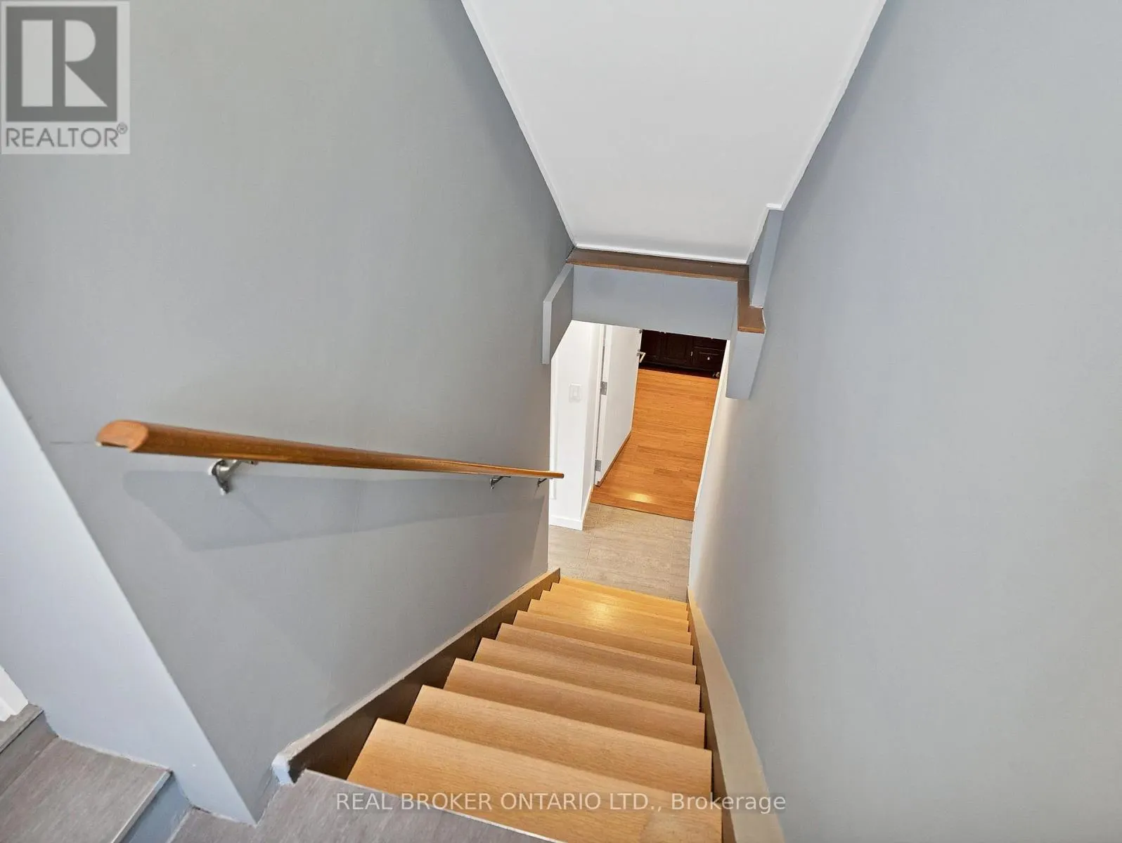MAIN - 671 SCARLETT ROAD