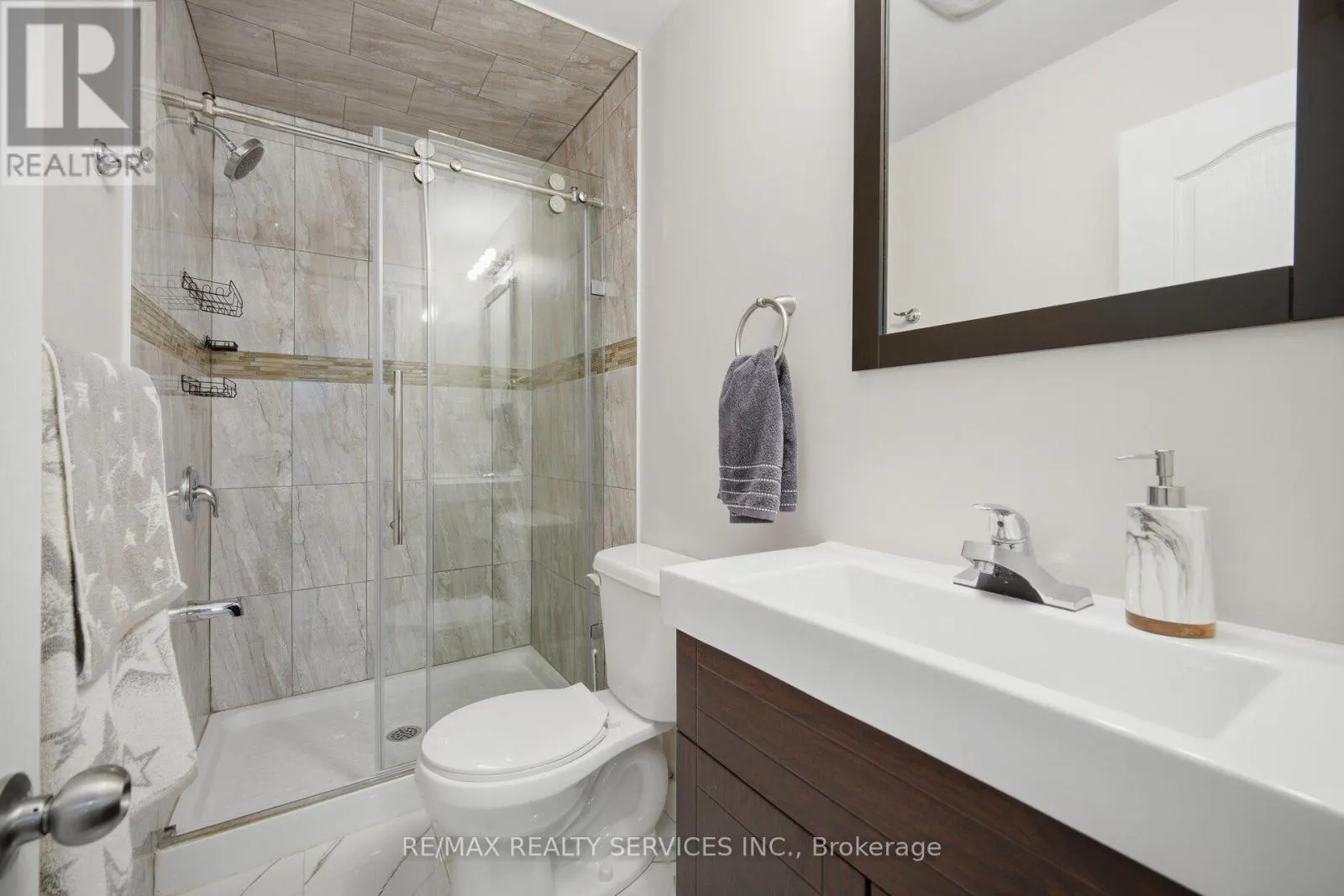 66 JUNETOWN CIRCLE