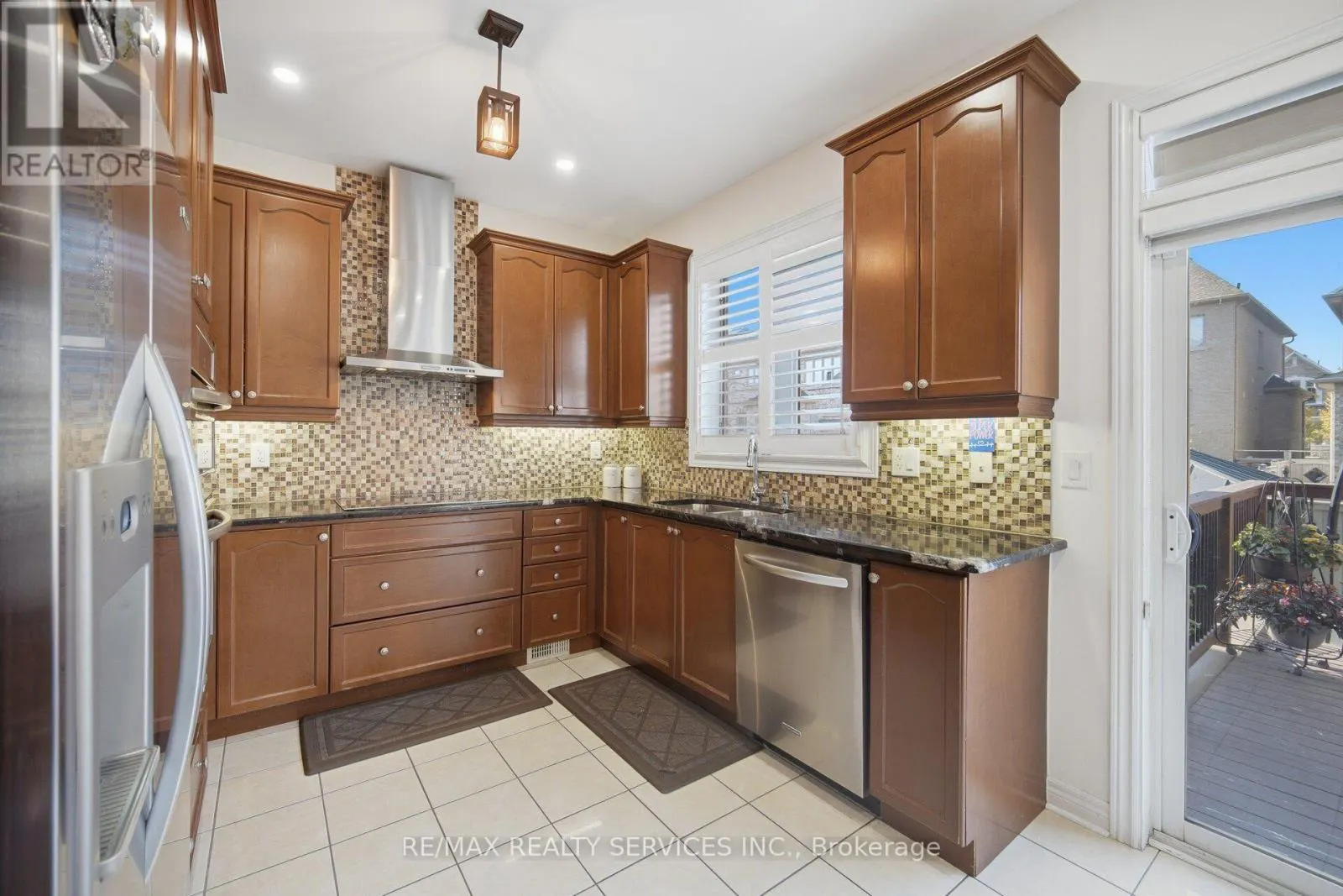 66 JUNETOWN CIRCLE