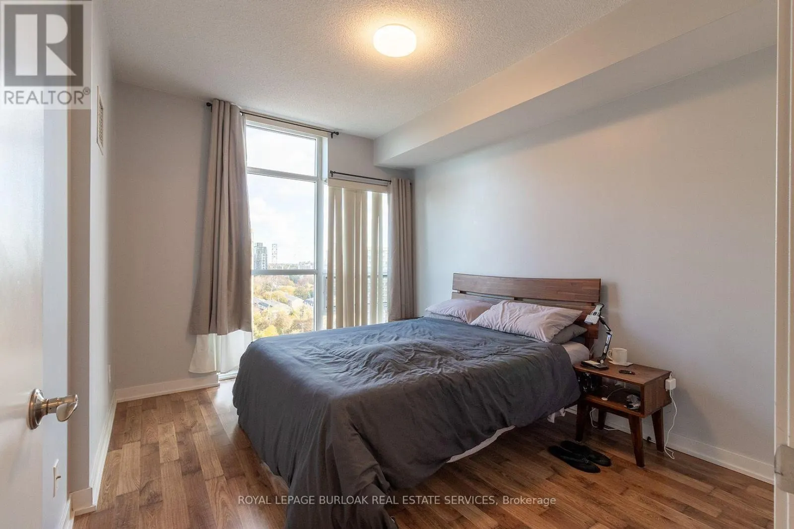1408 - 551 MAPLE AVENUE