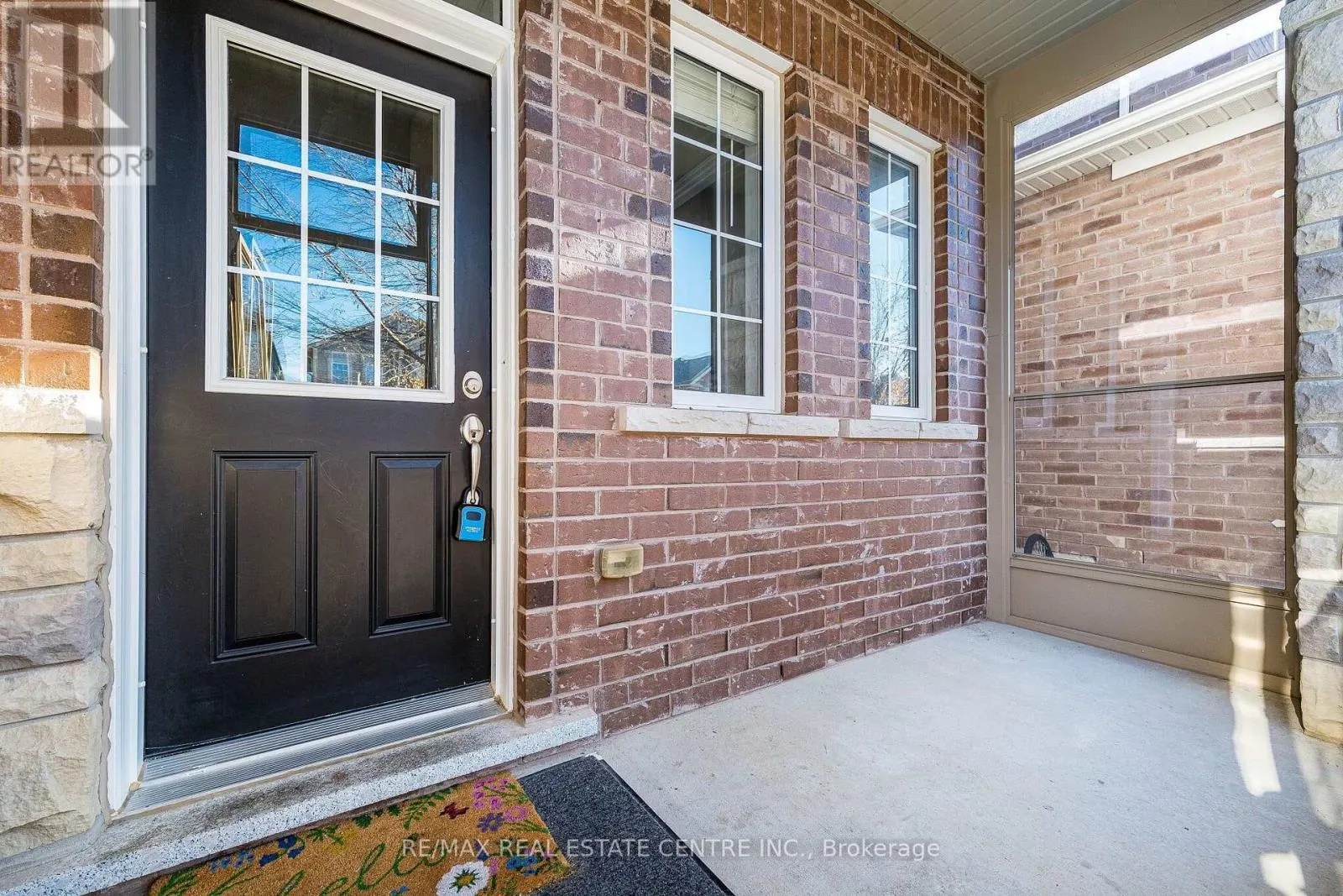 17 FEEDER STREET