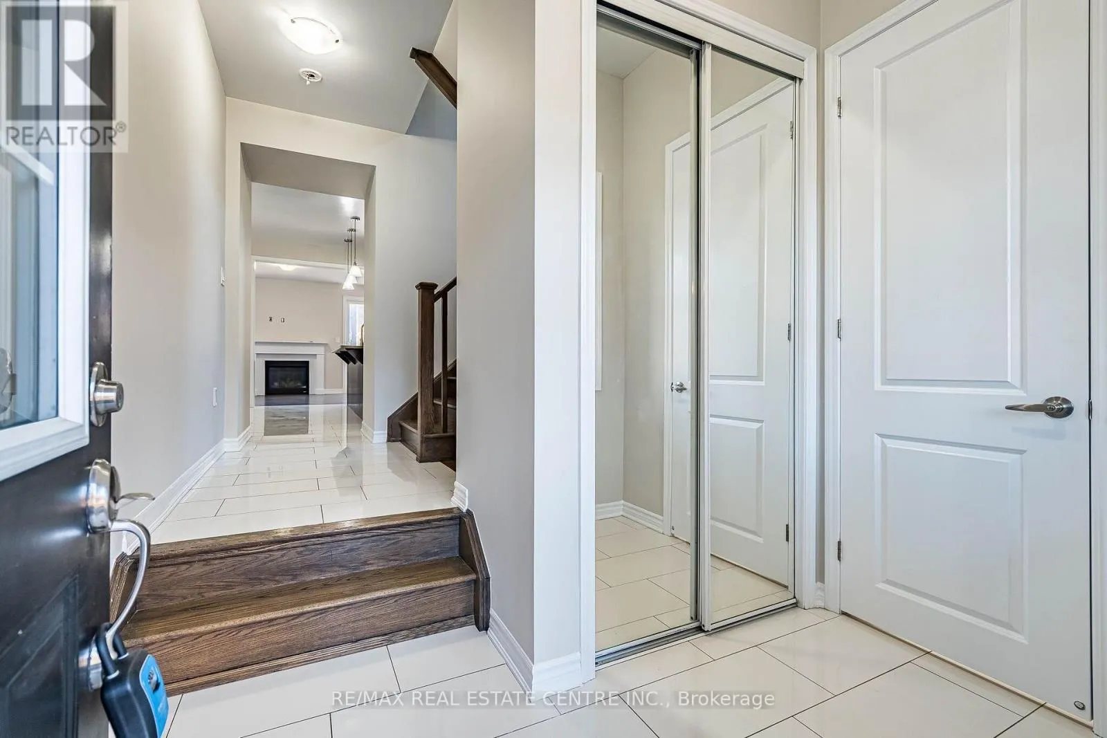 17 FEEDER STREET