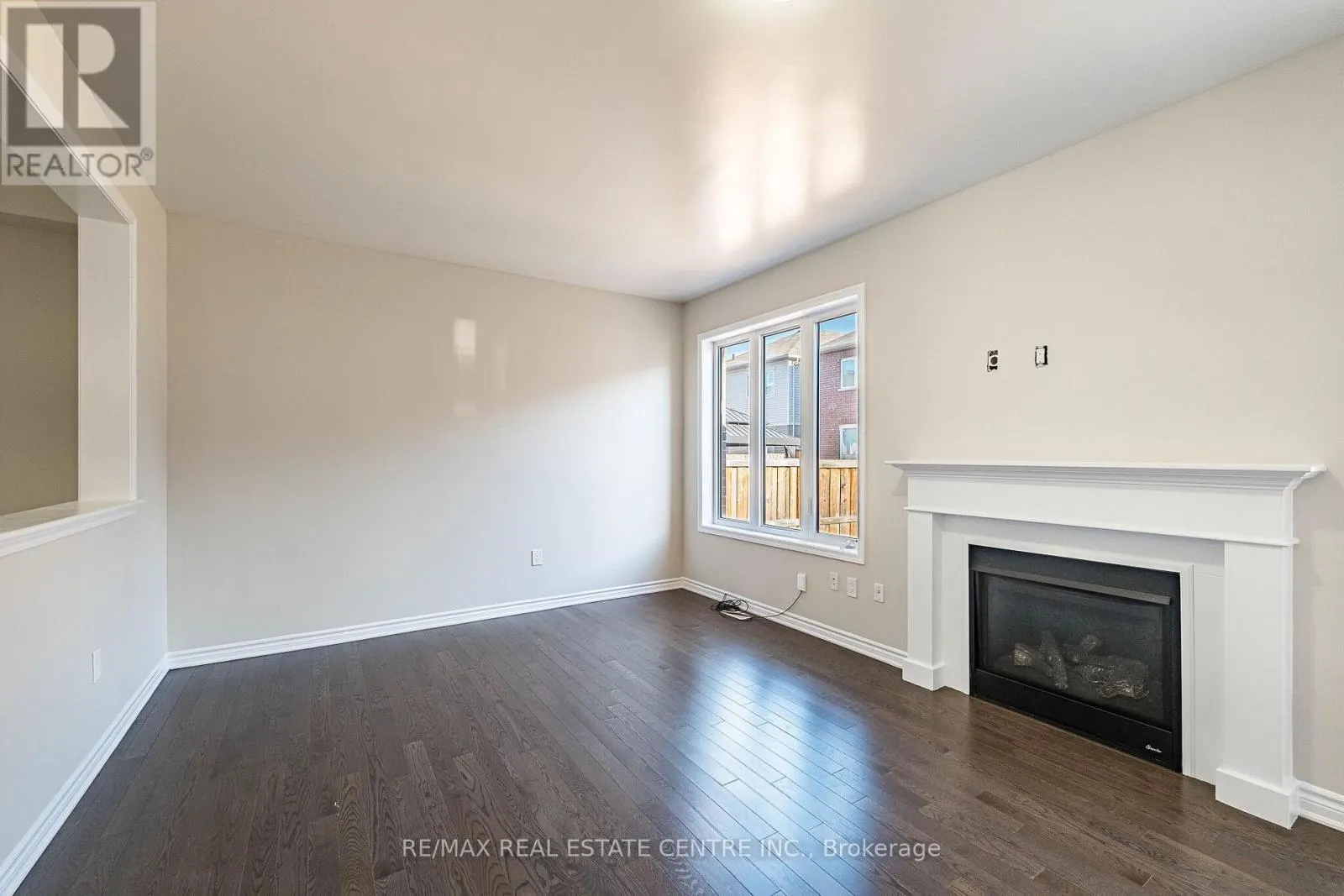 17 FEEDER STREET