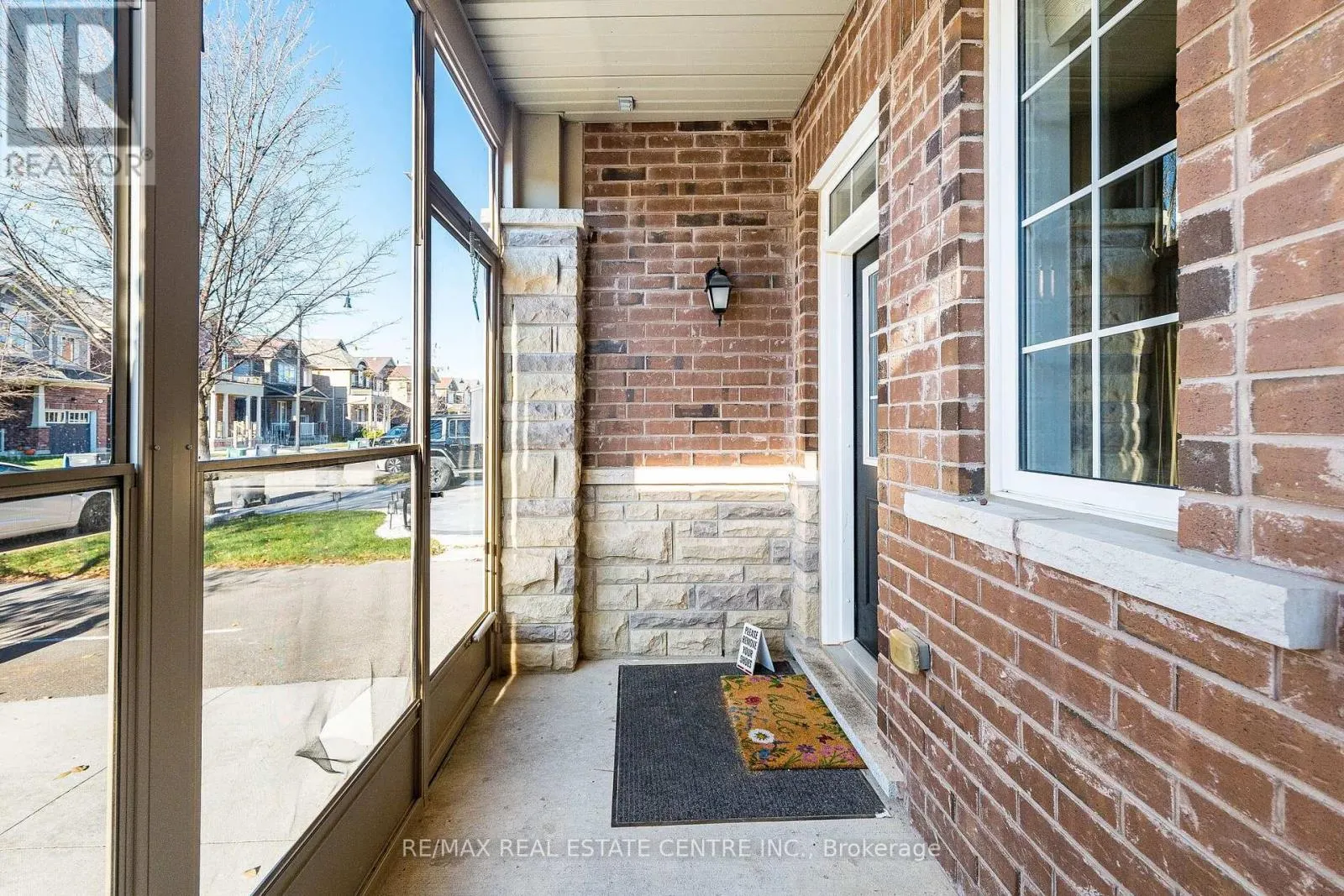 17 FEEDER STREET
