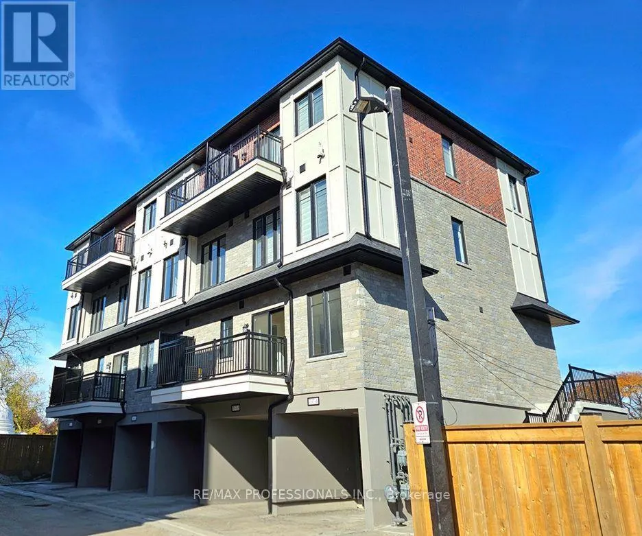 2 - 741 FRONT ROYAL STREET