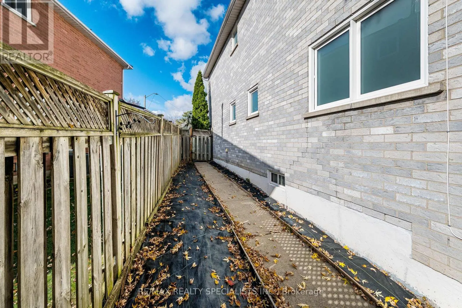 MAIN & 2ND - 3166 SHADETREE DRIVE