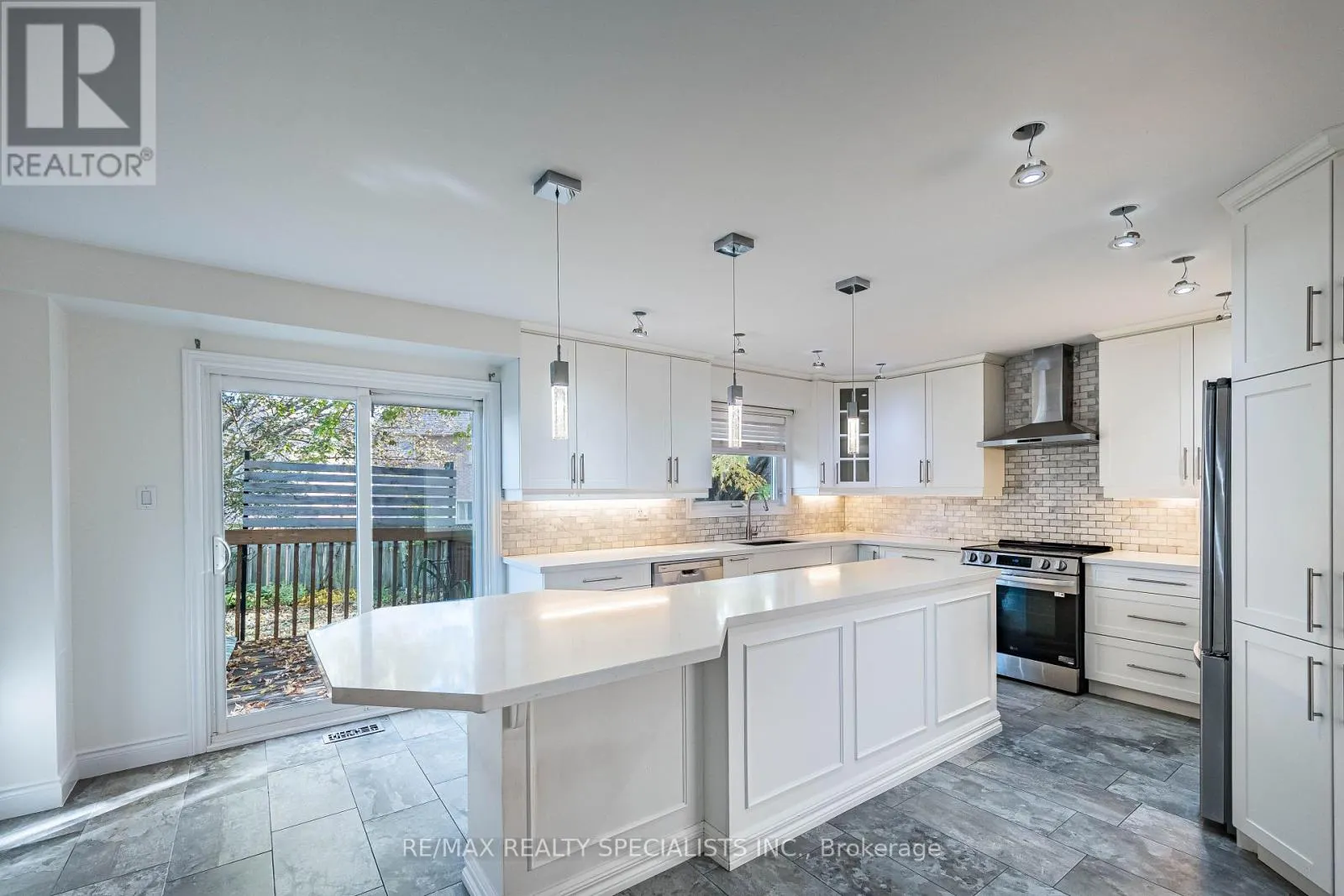 MAIN & 2ND - 3166 SHADETREE DRIVE