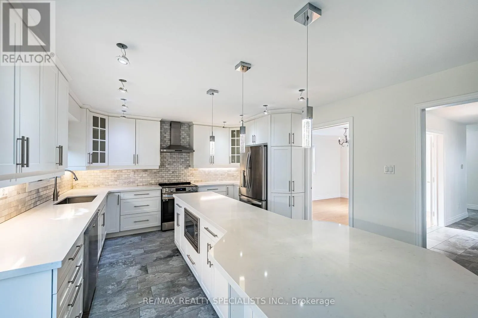MAIN & 2ND - 3166 SHADETREE DRIVE