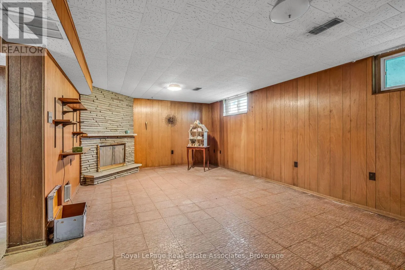 59 STAPLETON DRIVE
