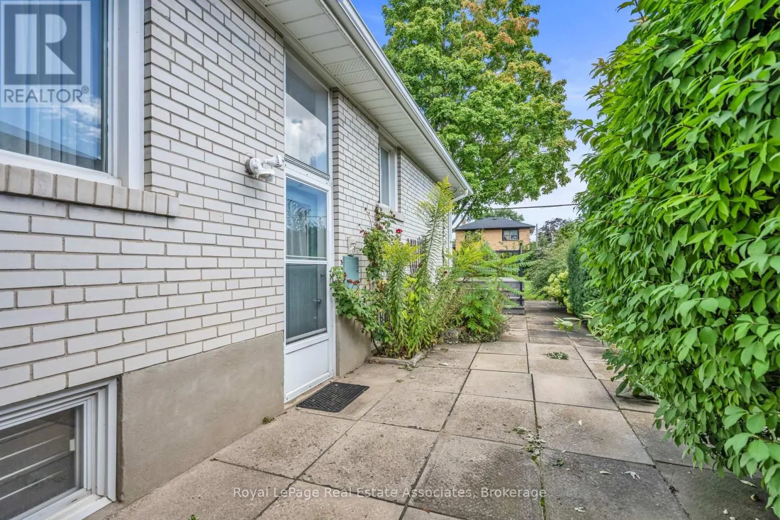 59 STAPLETON DRIVE