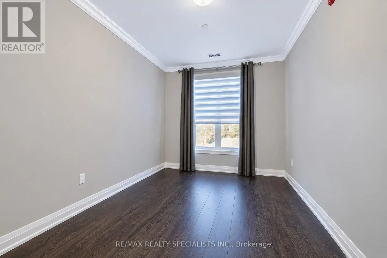 110 - 830 MEGSON TERRACE