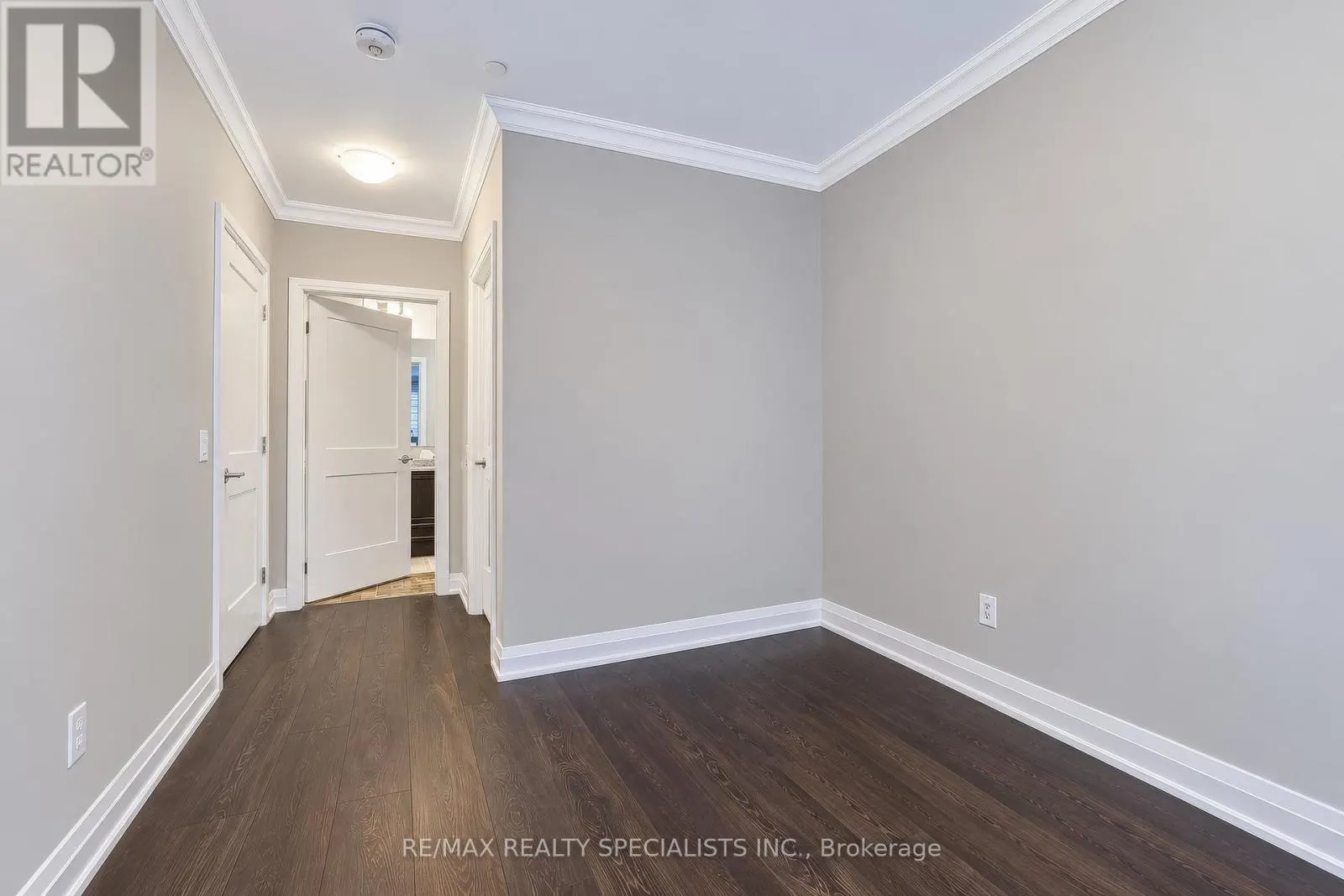 110 - 830 MEGSON TERRACE