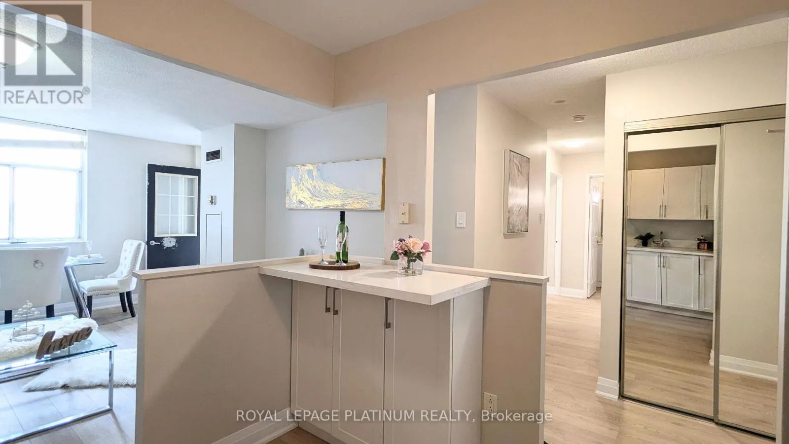 704 - 3559 EGLINTON AVENUE W