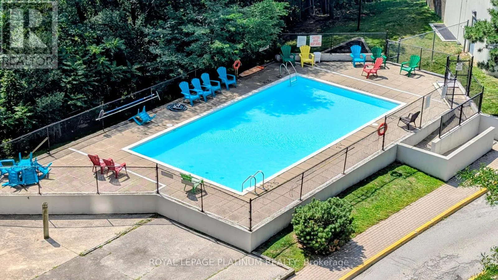 704 - 3559 EGLINTON AVENUE W