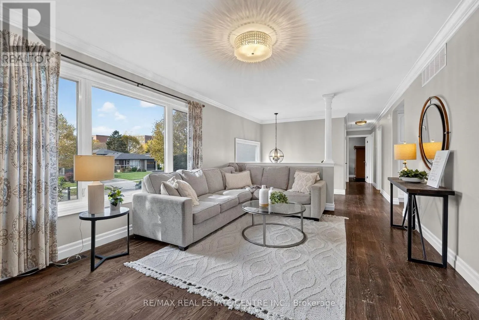241 BOUSFIELD CRESCENT