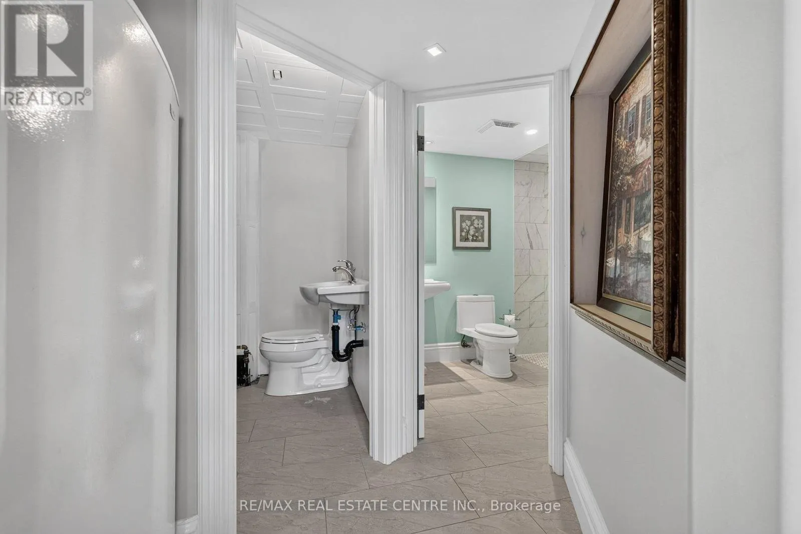 241 BOUSFIELD CRESCENT