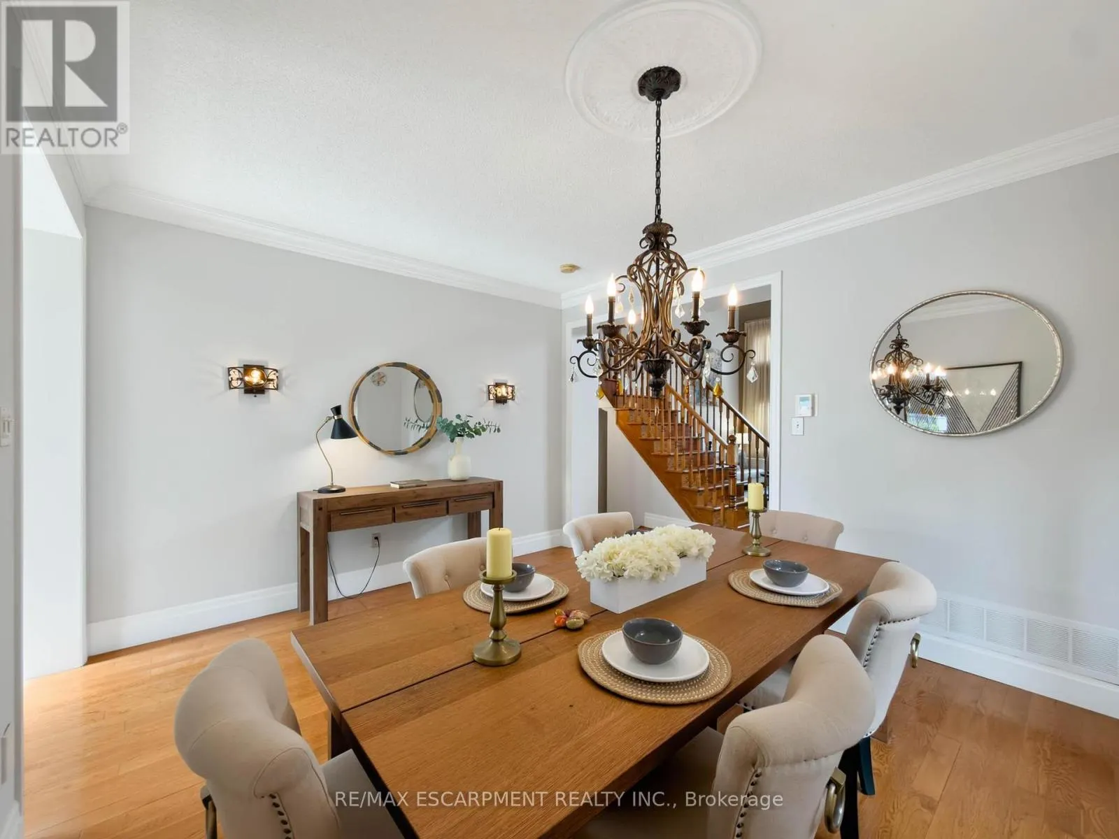 1396 THORNCREST CRESCENT