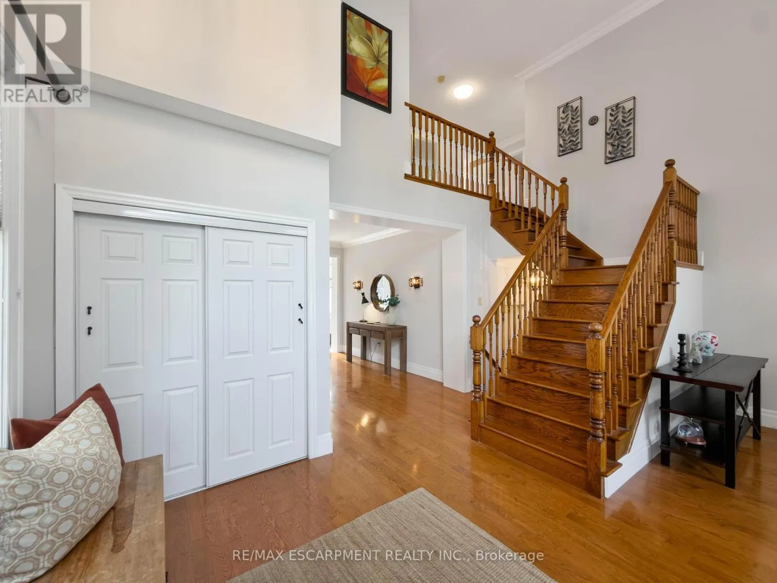 1396 THORNCREST CRESCENT