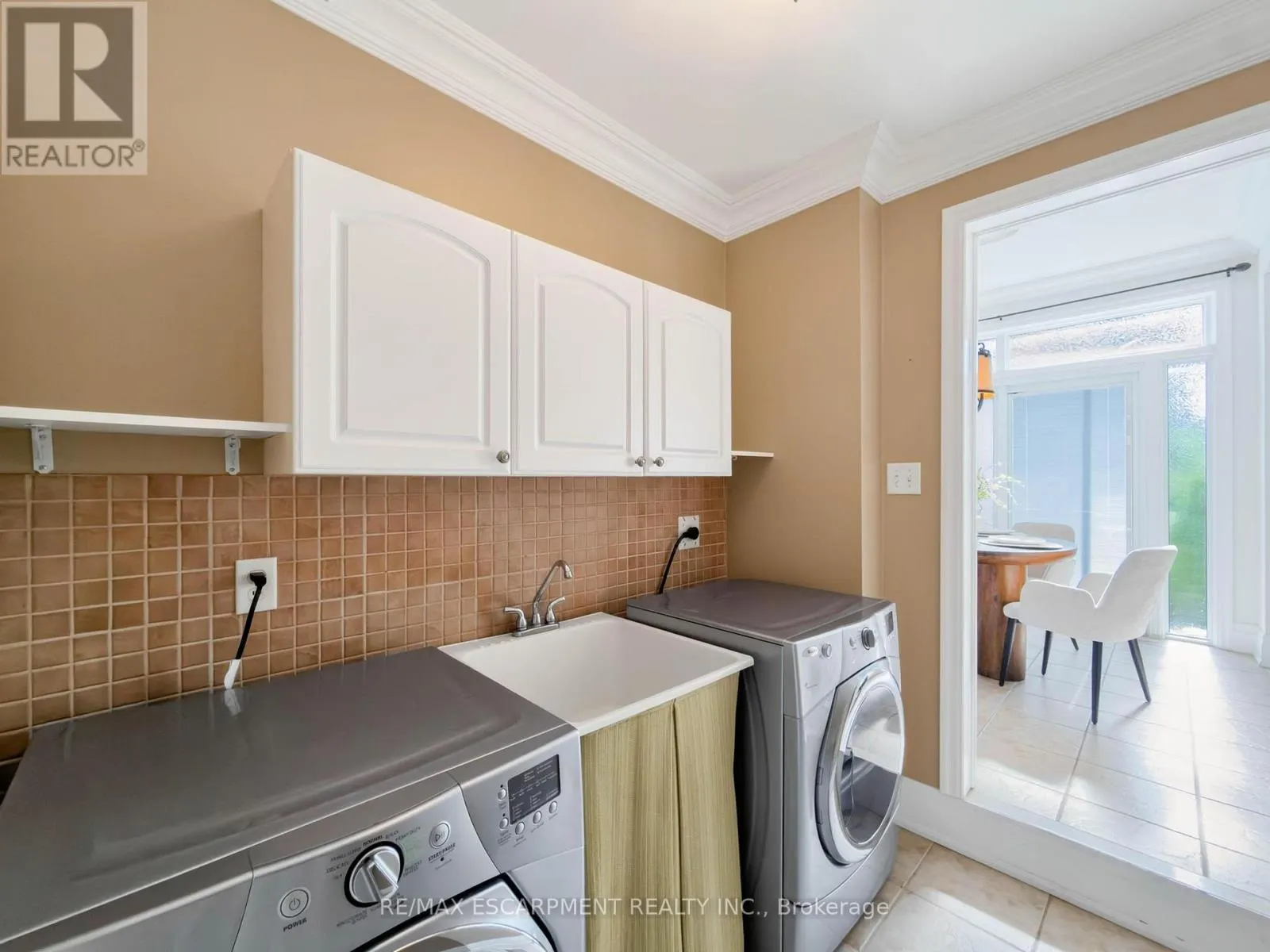 1396 THORNCREST CRESCENT