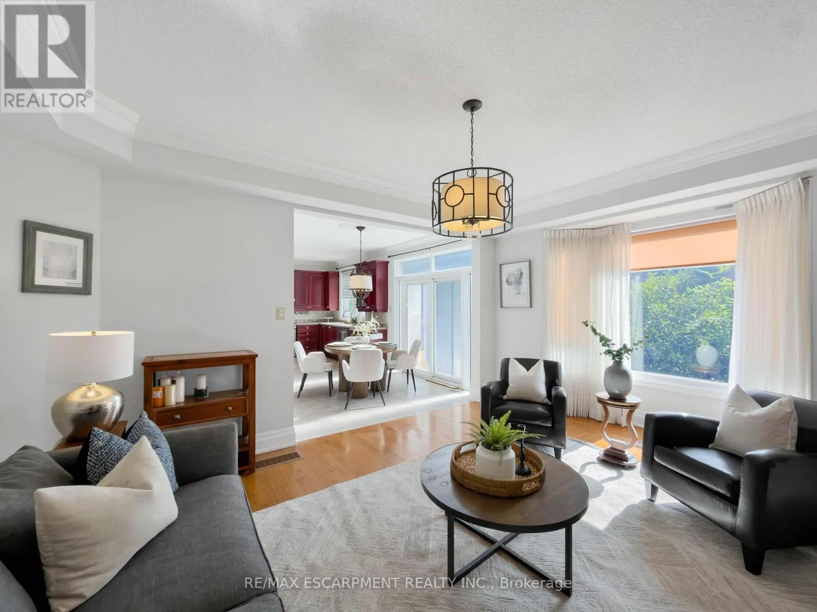 1396 THORNCREST CRESCENT