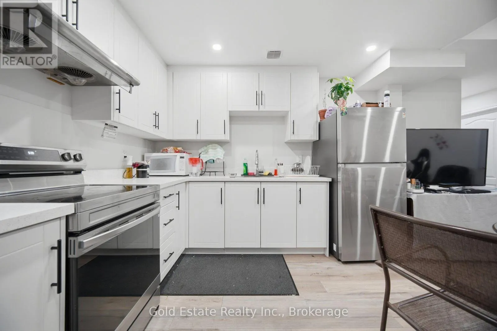 15 DAIRYMAID ROAD