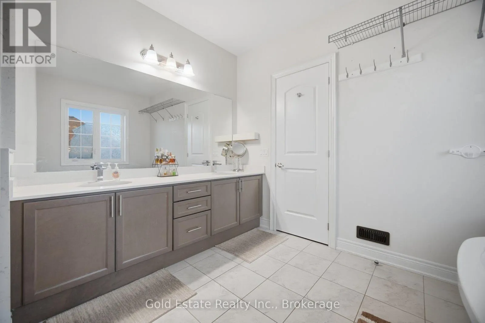 15 DAIRYMAID ROAD